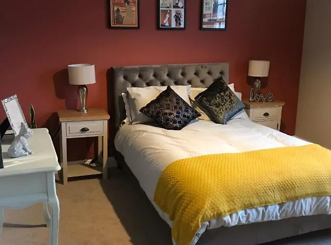 Apartment Seaview North Bay Homesweetholidayhomes