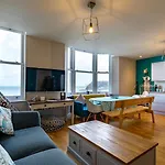 Seaview North Bay Homesweetholidayhomes Scarborough