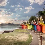 Seaview North Bay Homesweetholidayhomes Apartment Scarborough